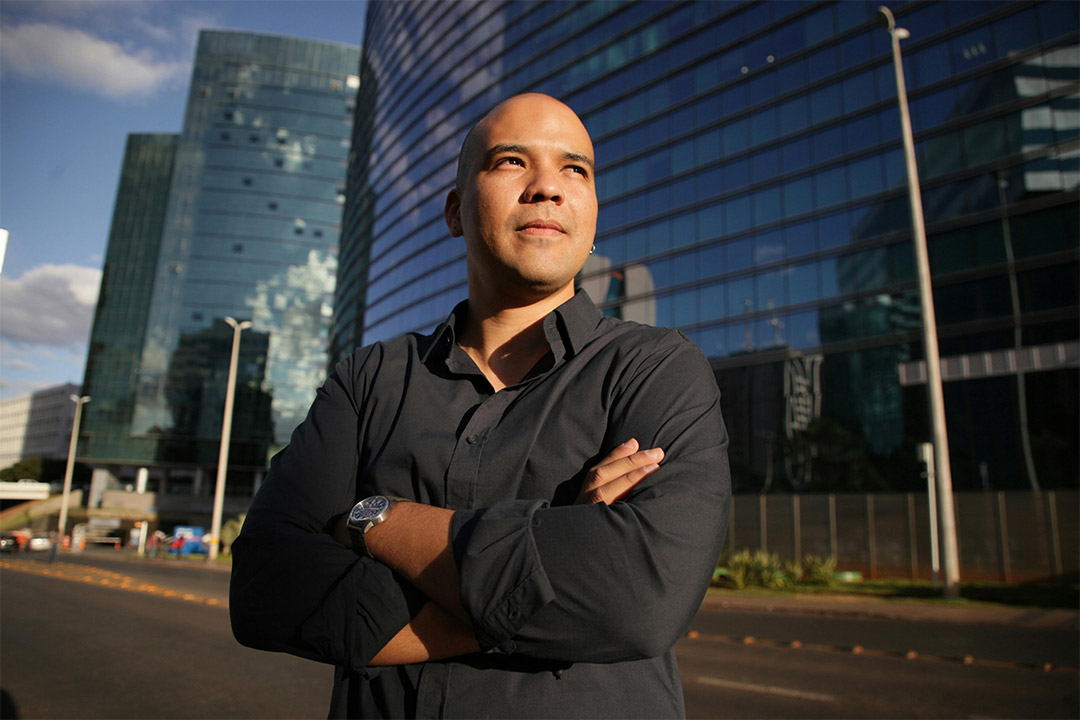 Illustration of RAMSOL's Mid to Senior Level Hiring services